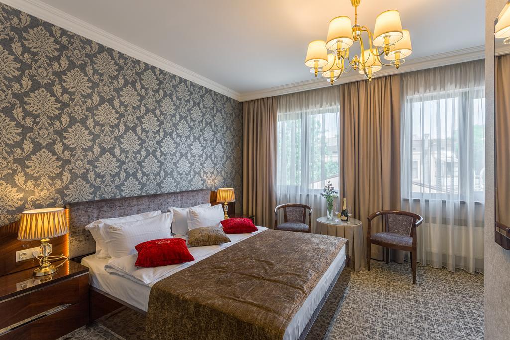 De Volan Boutique Hotel โอเดสซา ภายนอก รูปภาพ