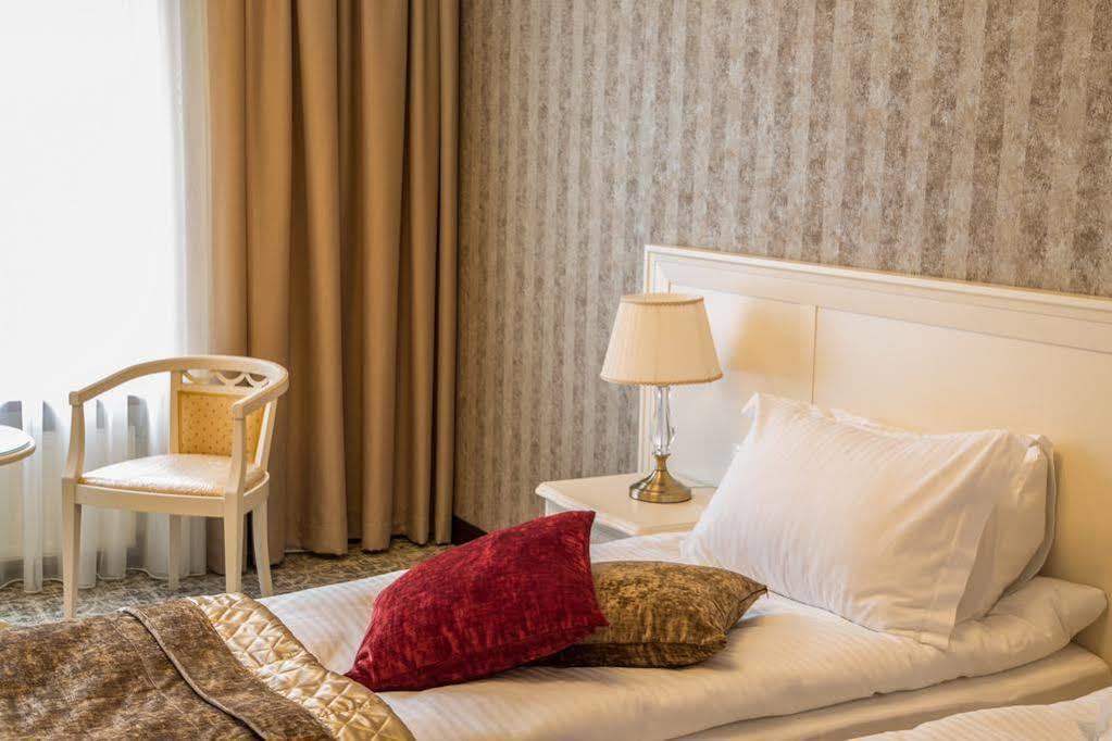 De Volan Boutique Hotel โอเดสซา ภายนอก รูปภาพ